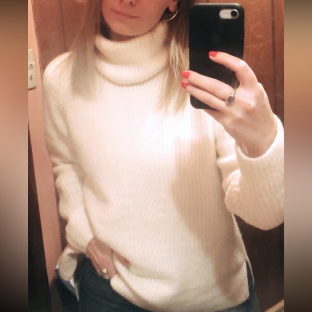 Madewell cowl neck cream sweater, size medium!